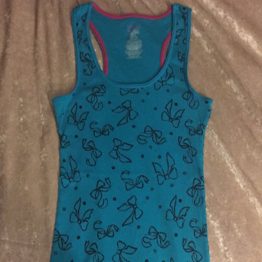 NWOT polka dot and bow patterned tank top